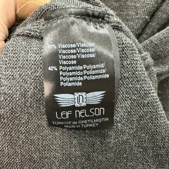 Leif Nelson Men's Large Gray Knit Sweater V-Neck Soft Casual Stretch Comfort EUC - Picture 6 of 9
